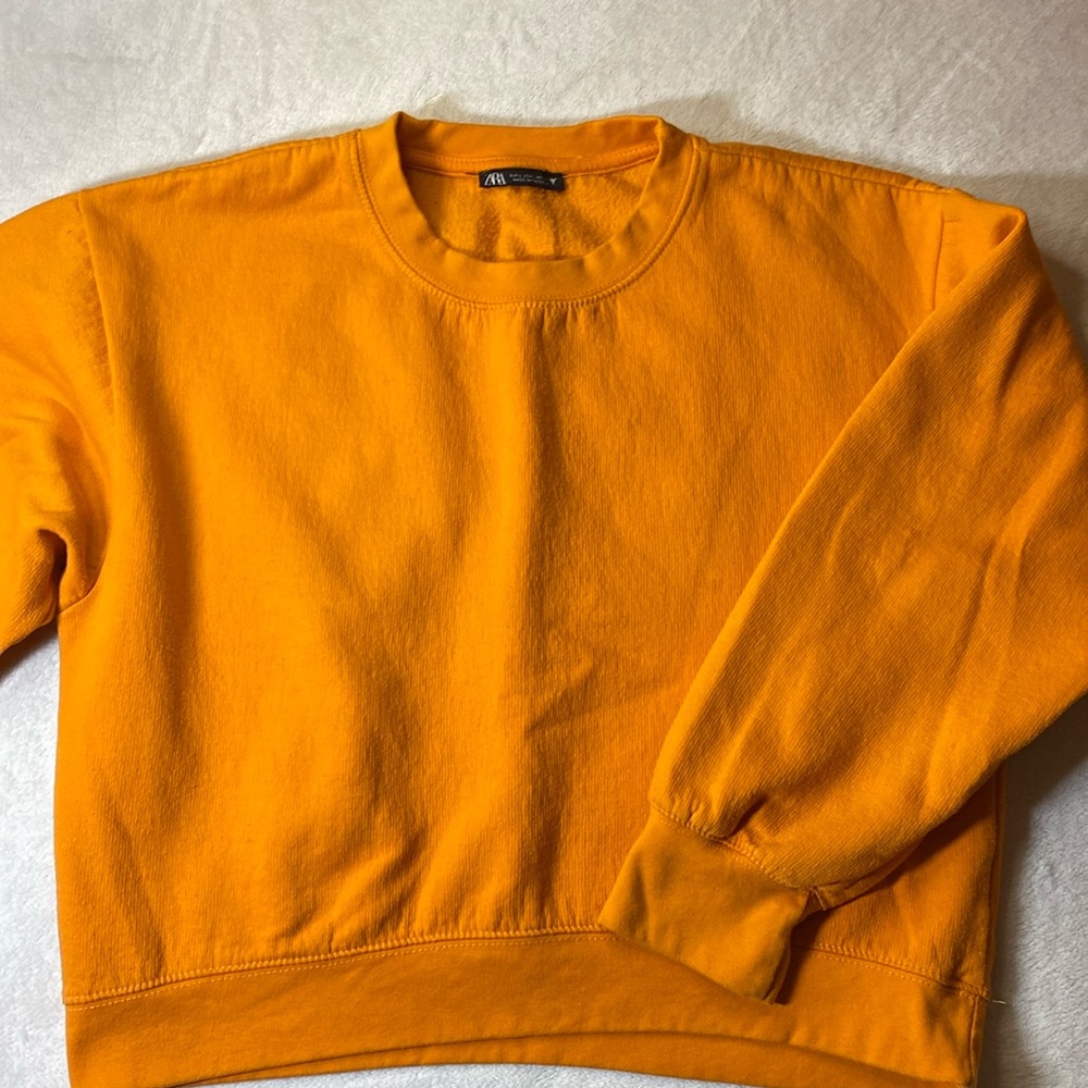 Zara ✨ Orange Cropped Crew Neck Sweatshirt Size Large